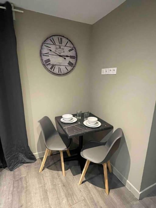 La Suite De L'Empereur/ Logement Neuf Janvier 2024 Orléans Buitenkant foto